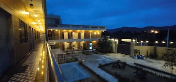 kunj by shivaneel hospitality