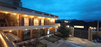 kunj by shivaneel hospitality