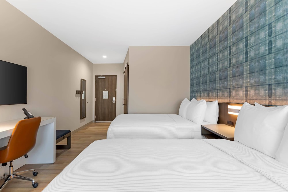 cambria hotel fort worth medical center