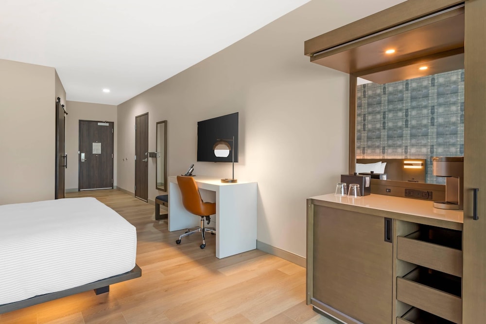 cambria hotel fort worth medical center
