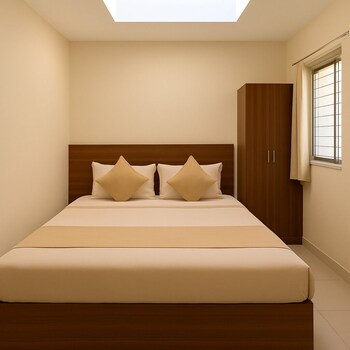 hotel urban eminence banjara hills