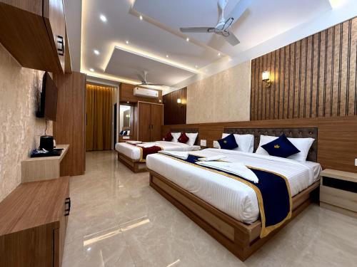 hotel coastal palace