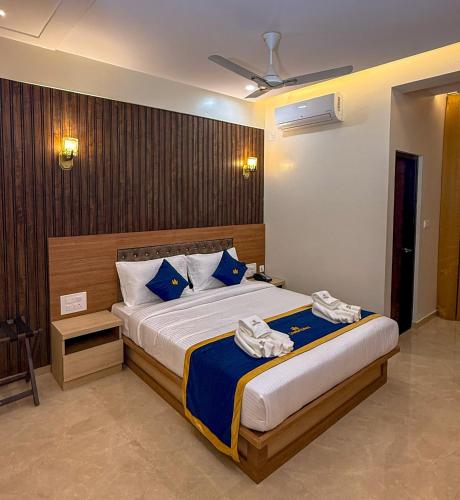 Hotel Coastal Palace,,2 star