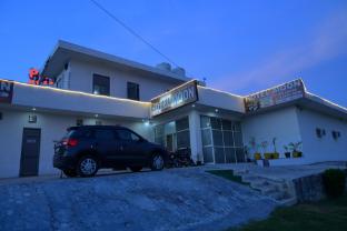 hotel moon near bus stand panipat