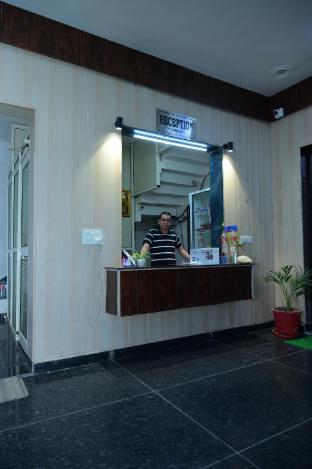 hotel moon near bus stand panipat