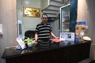 hotel moon near bus stand panipat