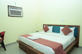hotel moon near bus stand panipat