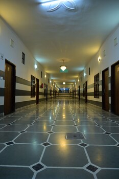 hotel moon near bus stand panipat