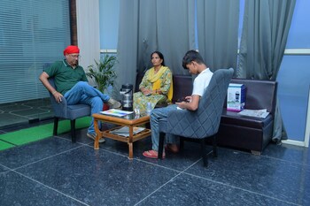 hotel moon near bus stand panipat