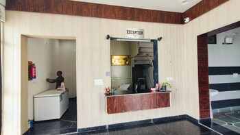 hotel moon near bus stand panipat