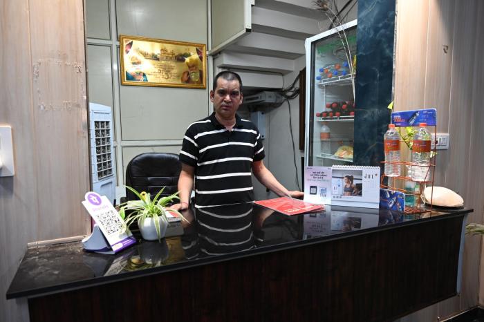 hotel moon near bus stand panipat