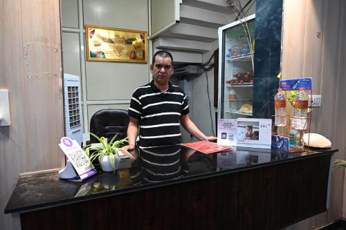 hotel moon near bus stand panipat