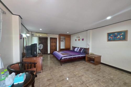 phaiboon hotel and resort