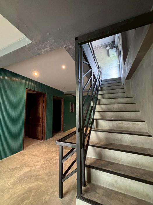 sukhum rajamangala phatthanakan rooms