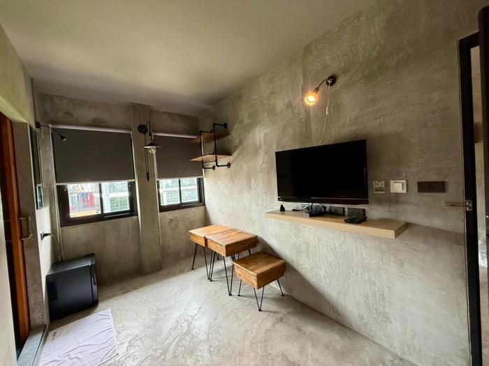 sukhum rajamangala phatthanakan rooms