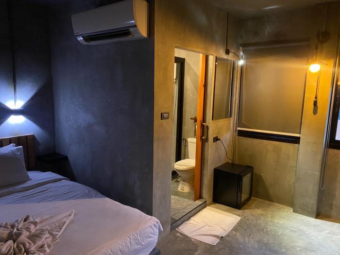 sukhum rajamangala phatthanakan rooms