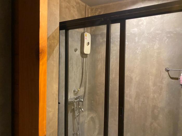 sukhum rajamangala phatthanakan rooms