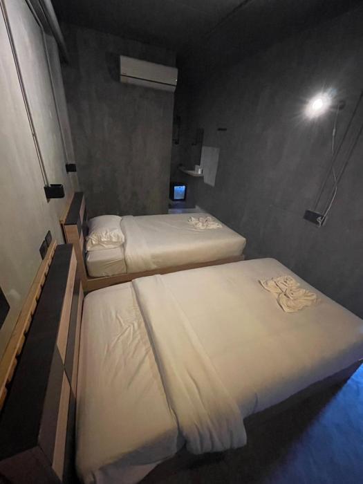 sukhum rajamangala phatthanakan rooms