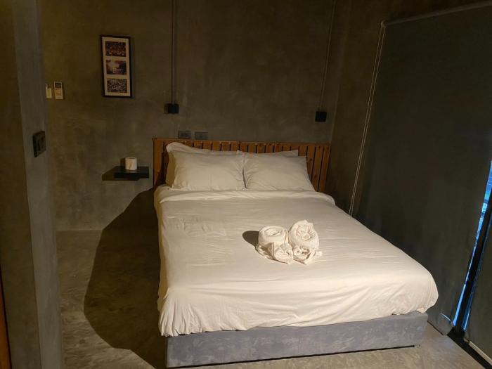sukhum rajamangala phatthanakan rooms
