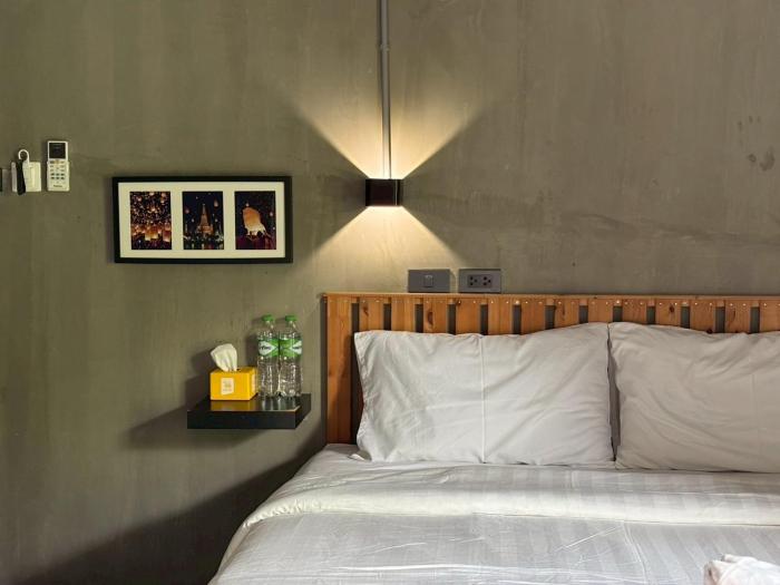 sukhum rajamangala phatthanakan rooms
