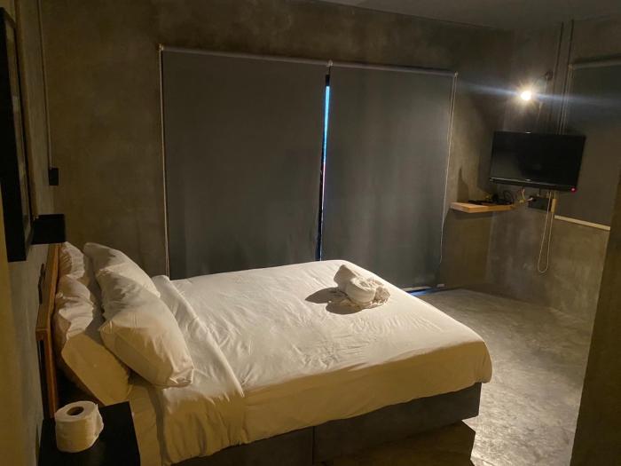 sukhum rajamangala phatthanakan rooms