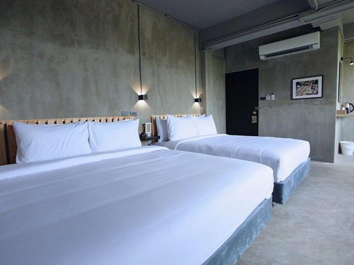 sukhum rajamangala phatthanakan rooms