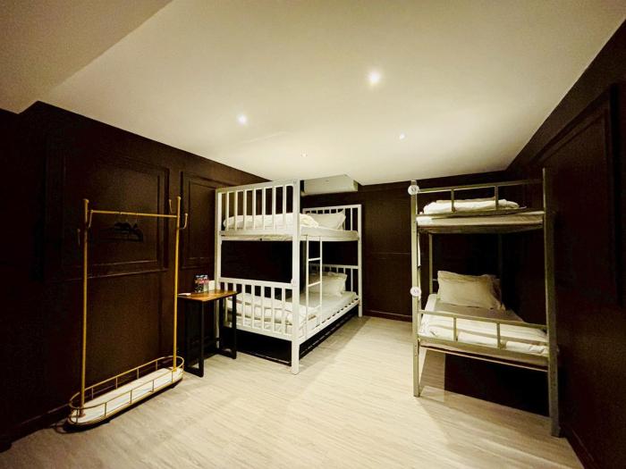 sukhum rajamangala phatthanakan rooms