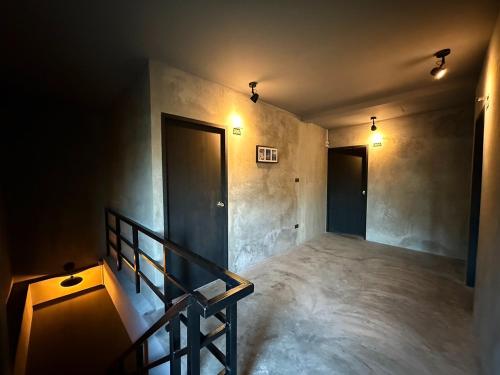 sukhum rajamangala phatthanakan rooms