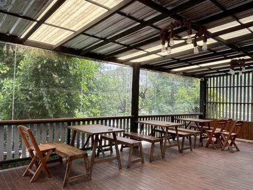 sukhum rajamangala phatthanakan rooms