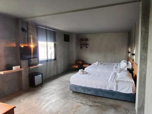 sukhum rajamangala phatthanakan rooms