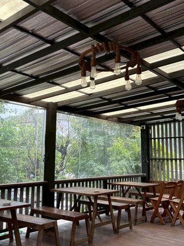 sukhum rajamangala phatthanakan rooms