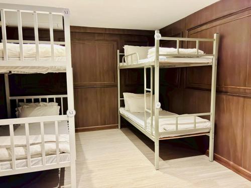 sukhum rajamangala phatthanakan rooms