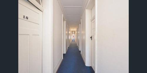 emu backpackers perth note valid passport required for check in