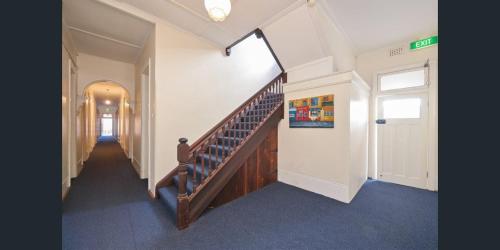 emu backpackers perth note valid passport required for check in