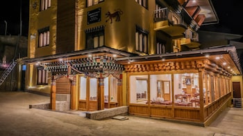 paro heritage hotel