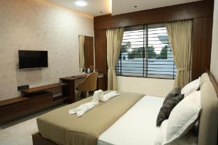 govind palace restaurant and resort