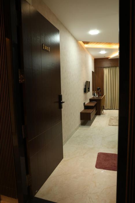 govind palace restaurant and resort