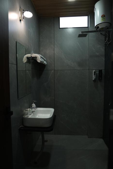 govind palace restaurant and resort