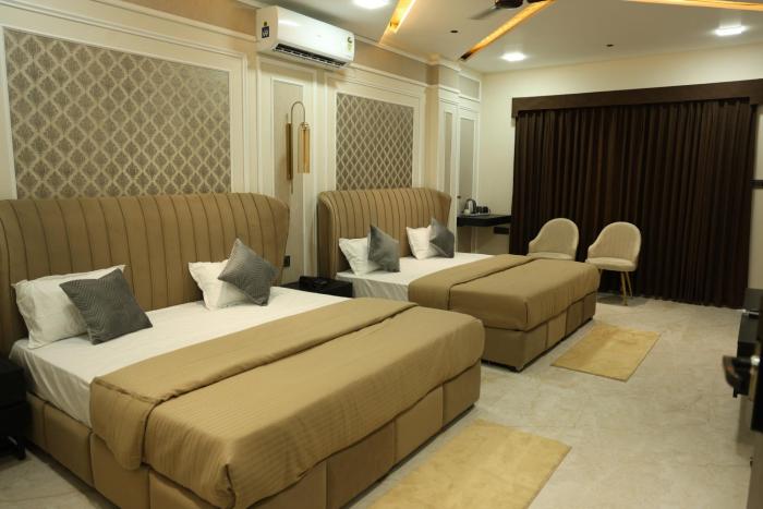 govind palace restaurant and resort