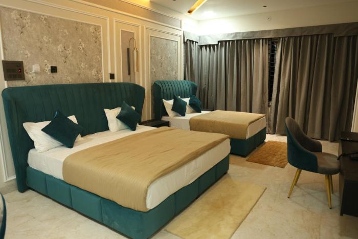 govind palace restaurant and resort