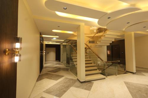 govind palace restaurant and resort