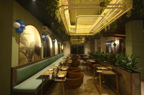 govind palace restaurant and resort