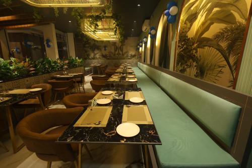 govind palace restaurant and resort