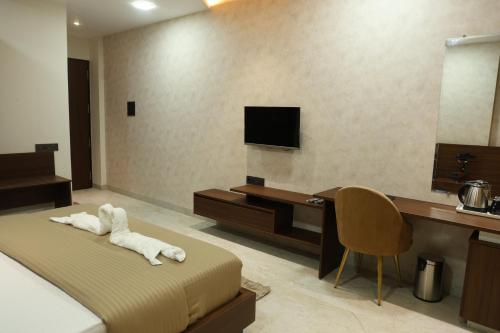 govind palace restaurant and resort