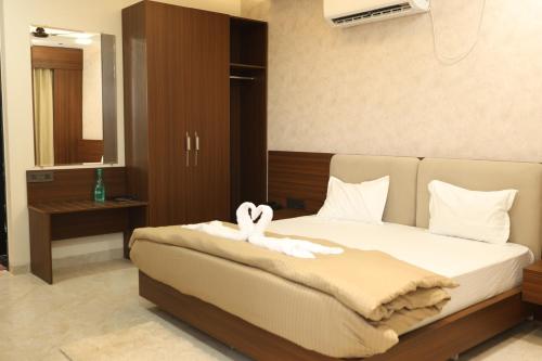 govind palace restaurant and resort