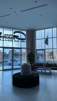 seven garden hotel airport