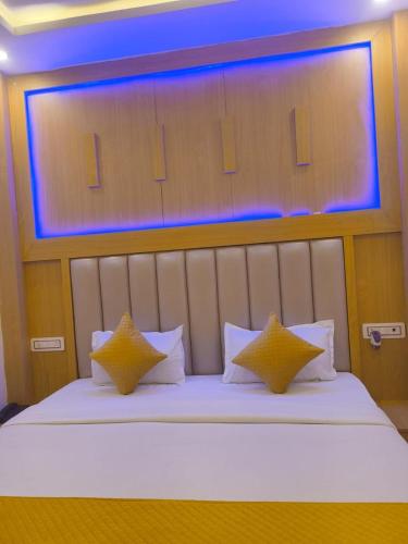 Vindhyawasini Palace,,2 star