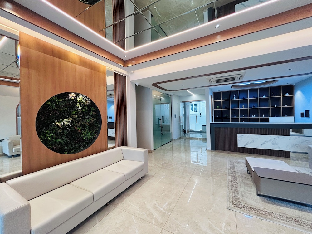 twenty three urban square madhapur