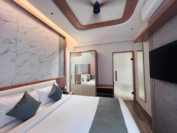 twenty three urban square madhapur