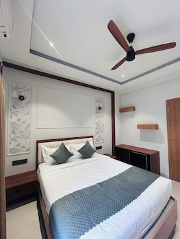 twenty three urban square madhapur